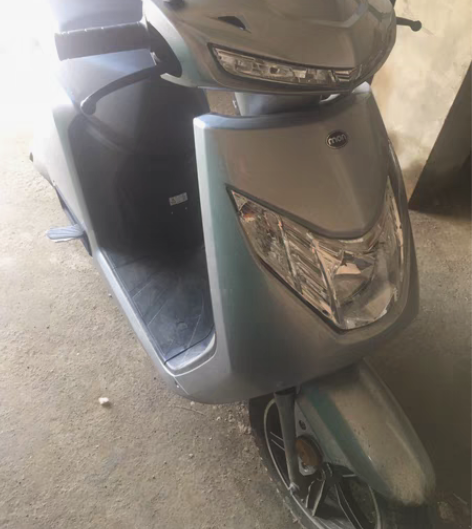 已售     新大洲本田h12电动车 银灰...