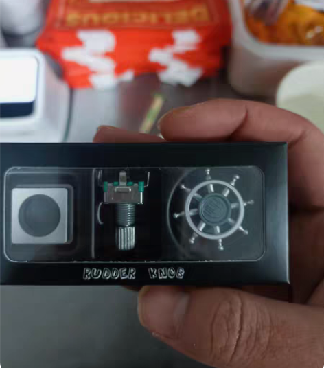 出希腊75旋钮，编码器坏了，可以淘宝买一个...