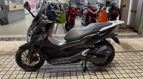 无极SR150GT TCS版一台,最新款国...