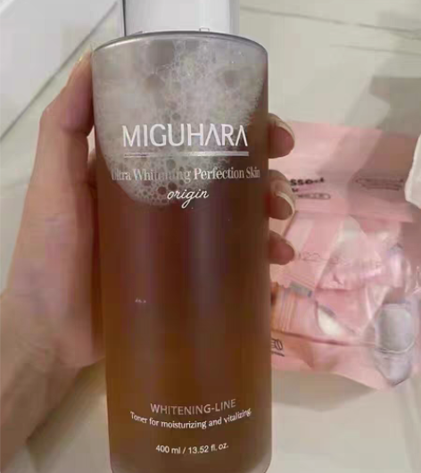 包邮韩国咪咕哈啦miguhar爽肤水美白大...