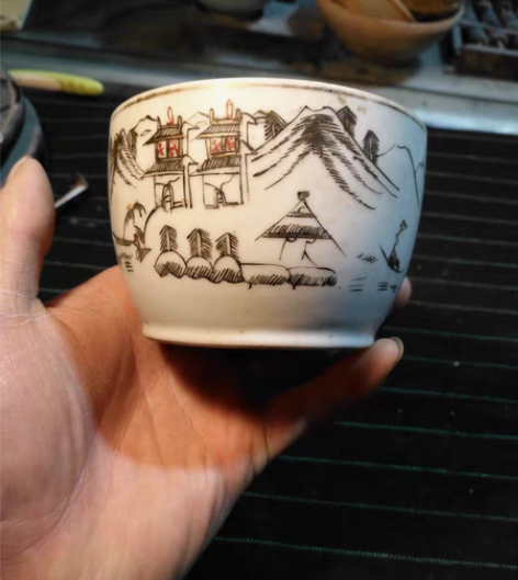 包邮清代墨彩山水盖缸底，品相如图，有瑕疵，...