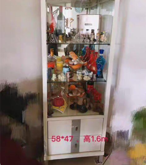 玻璃柜装饰柜,酒柜,八成新。自提!天河区太...