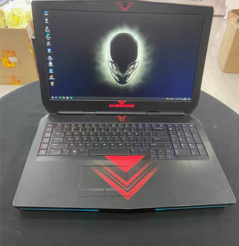包邮17寸 i7 独显4G 外星人17-R...