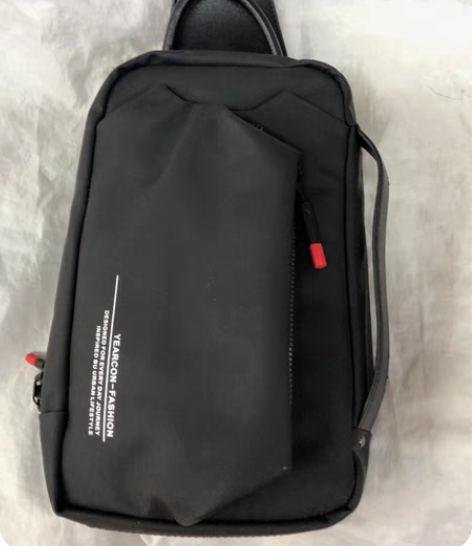 包邮男士胸包防水材料,高27cm,长15c...