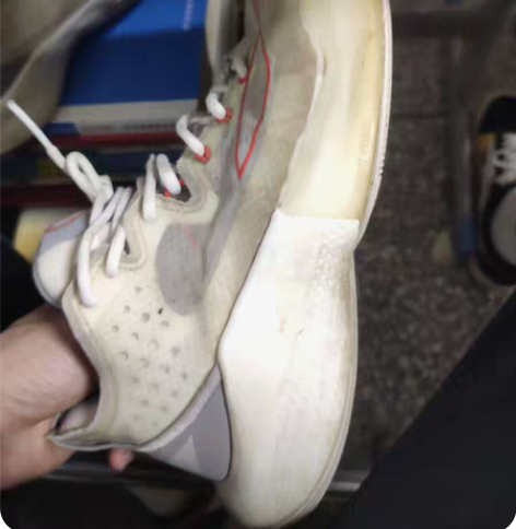 李宁音速8，41码，闲置鞋很久没穿了，明显...