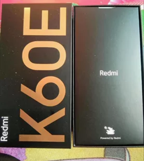 红米k60e 8+256内存,1月刚激活...