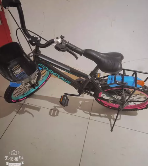 永久牌儿童自行车18寸9成新 感兴趣的话点...