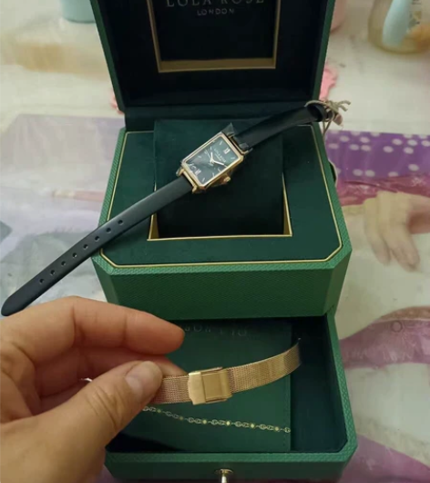 lola的小绿表女生手表,一套全新转让 手...
