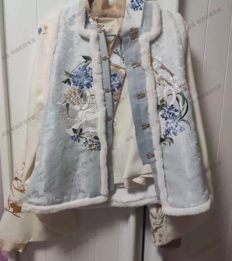 十三余小豆蔻儿[笼鹅归]比甲s码+交领短袄...