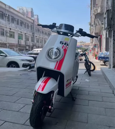 深圳全新二手电动车48v60-72伏可上白...