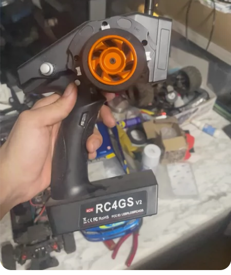 rc4gs遥控，无陀螺仪版，新的，一直放阳...