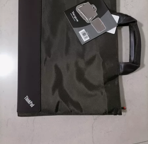 联想单肩+内胆套包,全新。看好拍不退不换!...