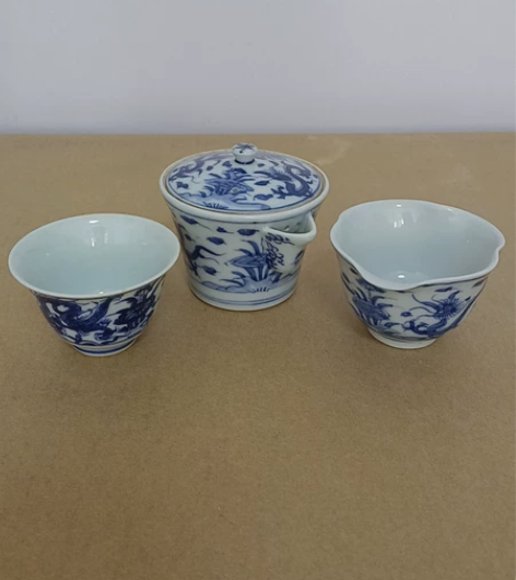 日本回流瓷器 古九谷烧 青花宝瓶 公道 茶...