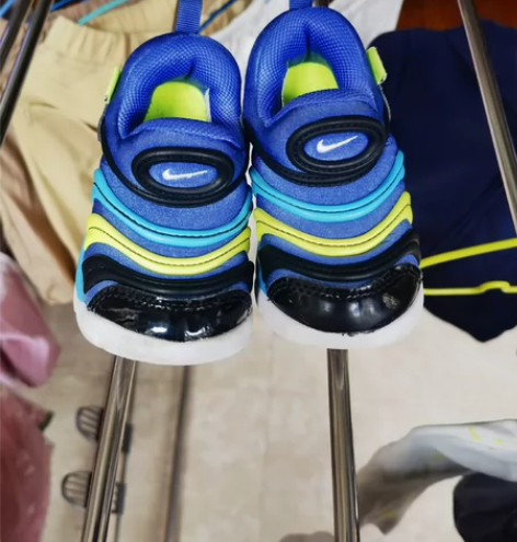 Nike耐克幼童运动鞋耐克毛毛虫，购于万象...