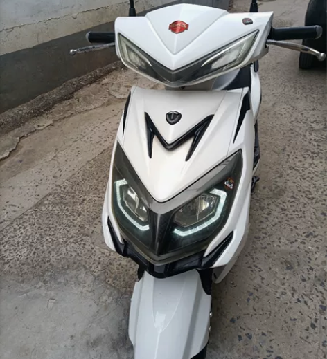台铃电动车,臻远版,高配版的双油刹,车两年...