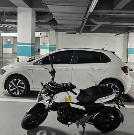 出春风狒狒，一手车，21年五月入手的车，5...