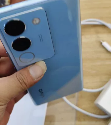 vivo s17t 12加512,买来用了...