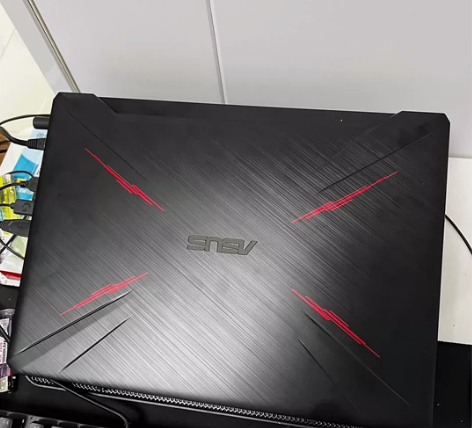 华硕飞行堡垒7 R7 3750H处理器16...