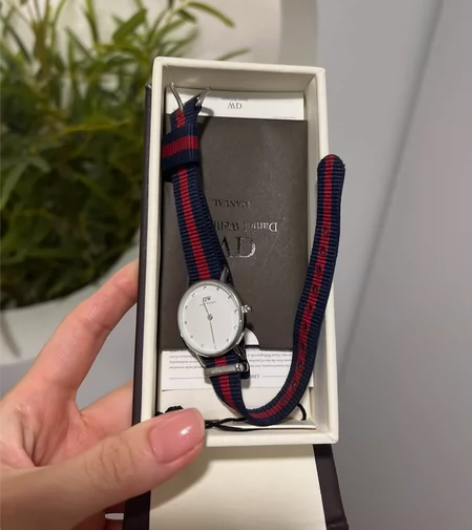 DW丹尼尔惠灵顿手表正品 95新,海淘买的...