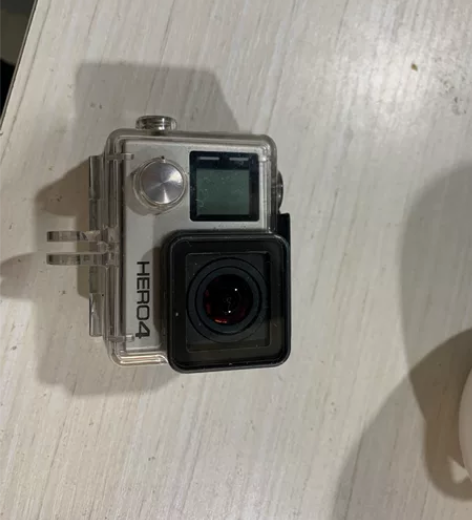 GoPro4,黑狗,能拍4k30帧,三块电...