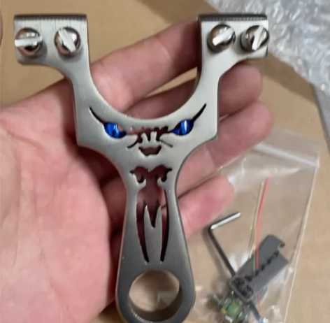 全新,怪兽弹弓,整体不锈钢材质,裸弓,送瞄...