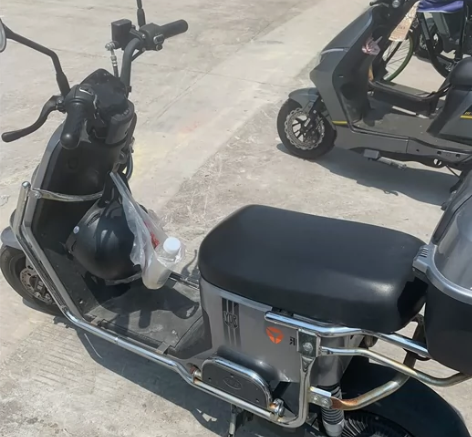 急售!亲戚的车,暑假带孩子回老家陪读了,车...
